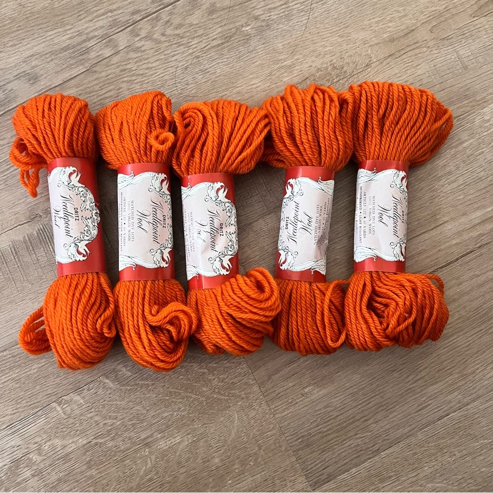 5‎ PCs Dritz Needlepoint Yarns Threads 100% Virgin Wool Mothproofed Orange NOS